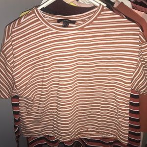 Cropped stripped top, not a Tight crop but comfy